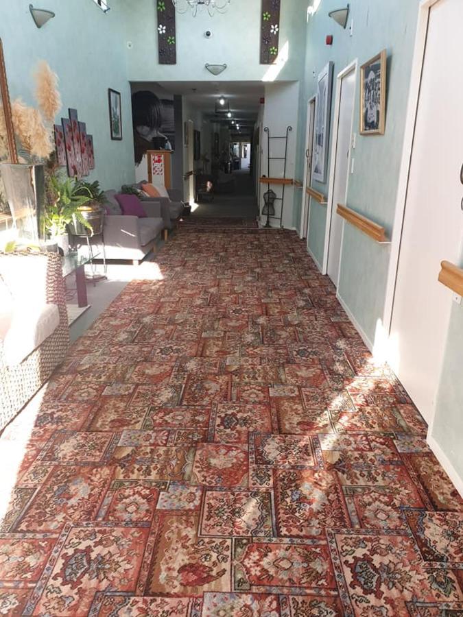 Piwaka Lodge بِكتون المظهر الخارجي الصورة